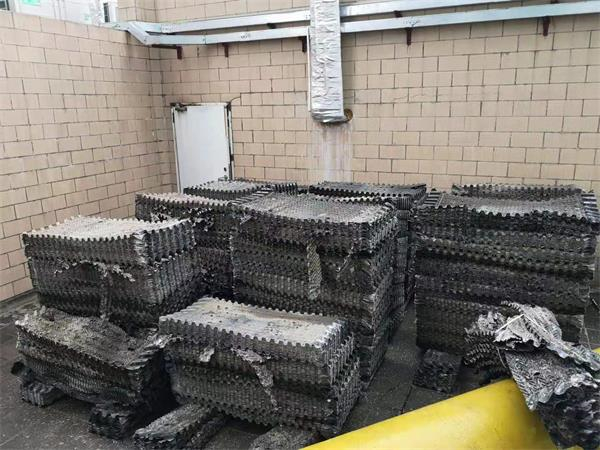逆流式冷卻塔的排污工作(逆流式冷卻塔的使用方法)
