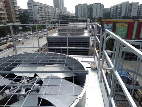 開(kāi)放式冷卻塔存在的短處體現(xiàn)在哪些方面?(什么是大型冷卻塔)