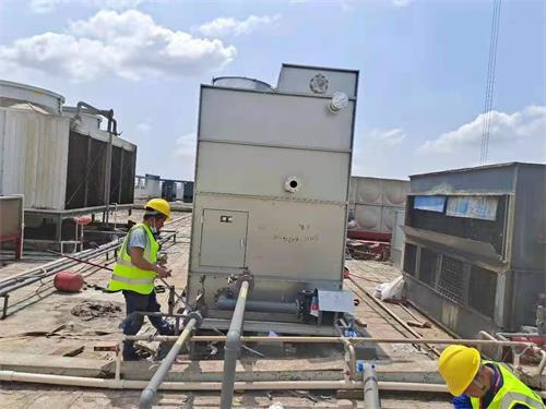 玻璃鋼冷卻塔專用電機(jī)-冷卻塔廠家,玻璃鋼冷卻塔裂縫修復(fù)